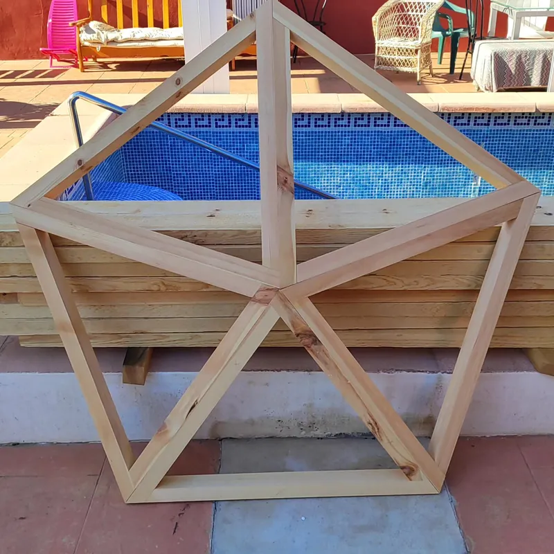 Pentágono para un domo geodésico