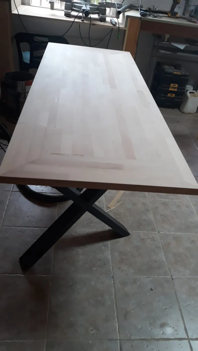 Solid beech dining table — 2